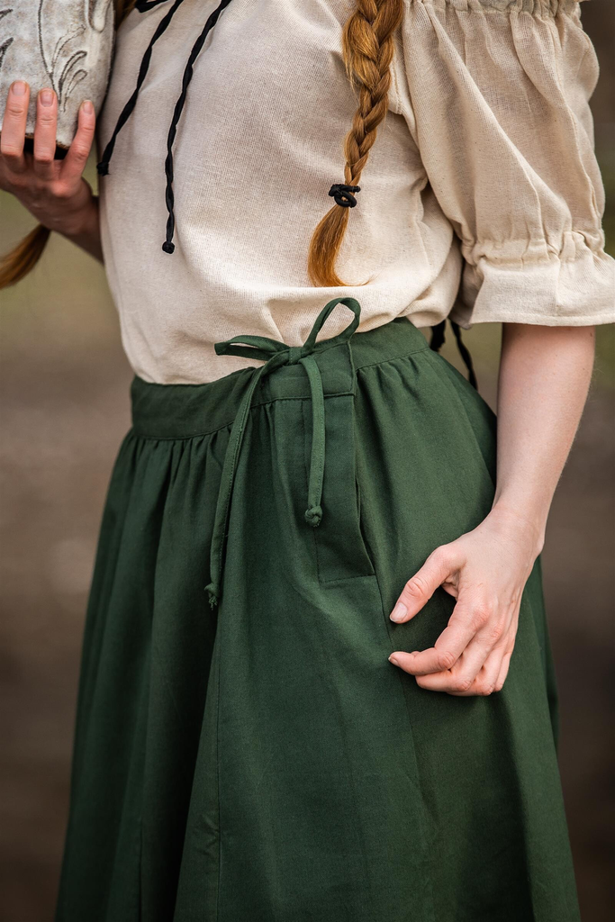 Mittelalterlicher Rock „Konstanze“ – Eleganz und Authentizität in Grün (S/M)