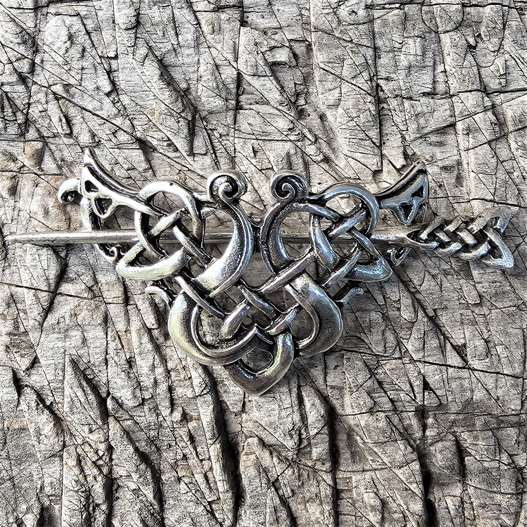 [A-684-1] Haarspange „Celtic Triangle“ – Silberfarbene Knotenspange aus Zamak