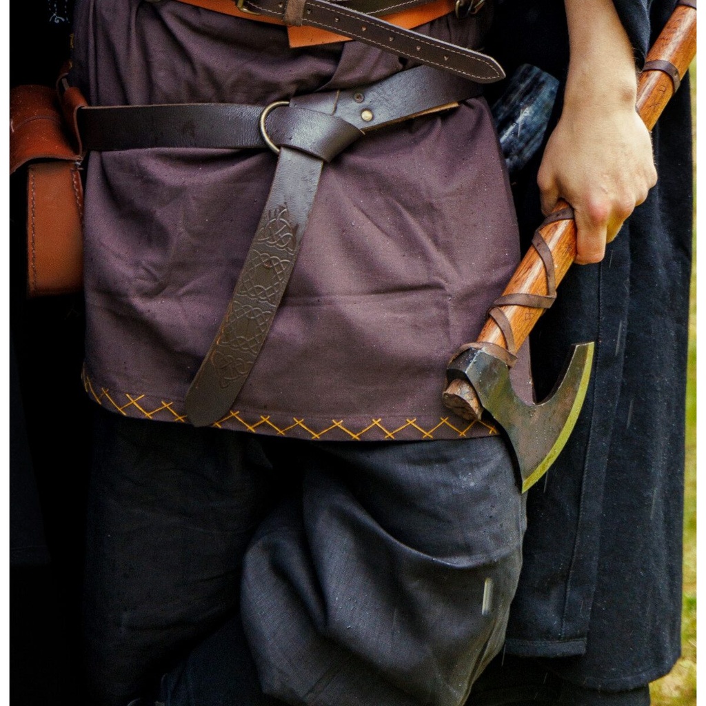 [0 Wik-Schl Bergen.b] Ringgürtel aus Leder mit keltischem Muster in zwei Längen - Dunkelbraun (Bronze)