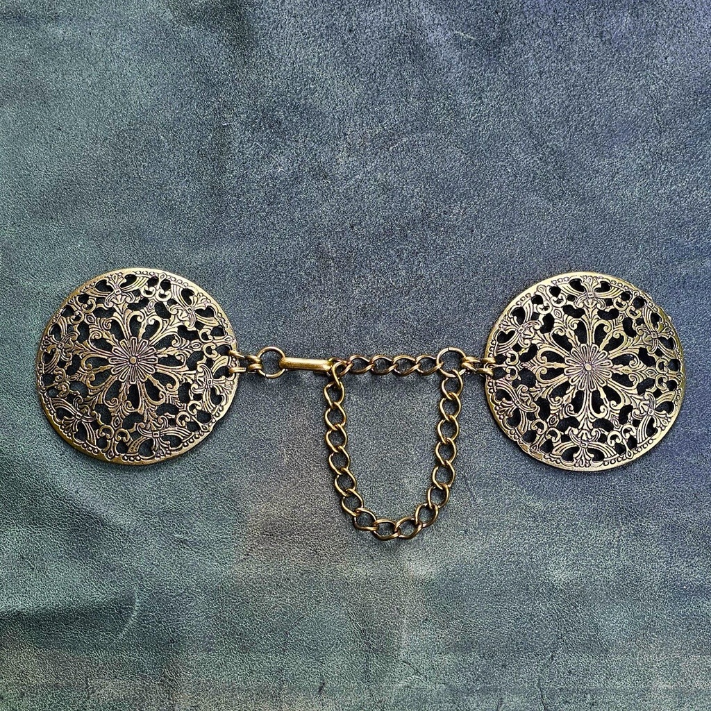 [V-5337G-2] UTAGER,Verschluss,FB:messing,Mittelalter,Larp,Fell,Umhang,Mantel