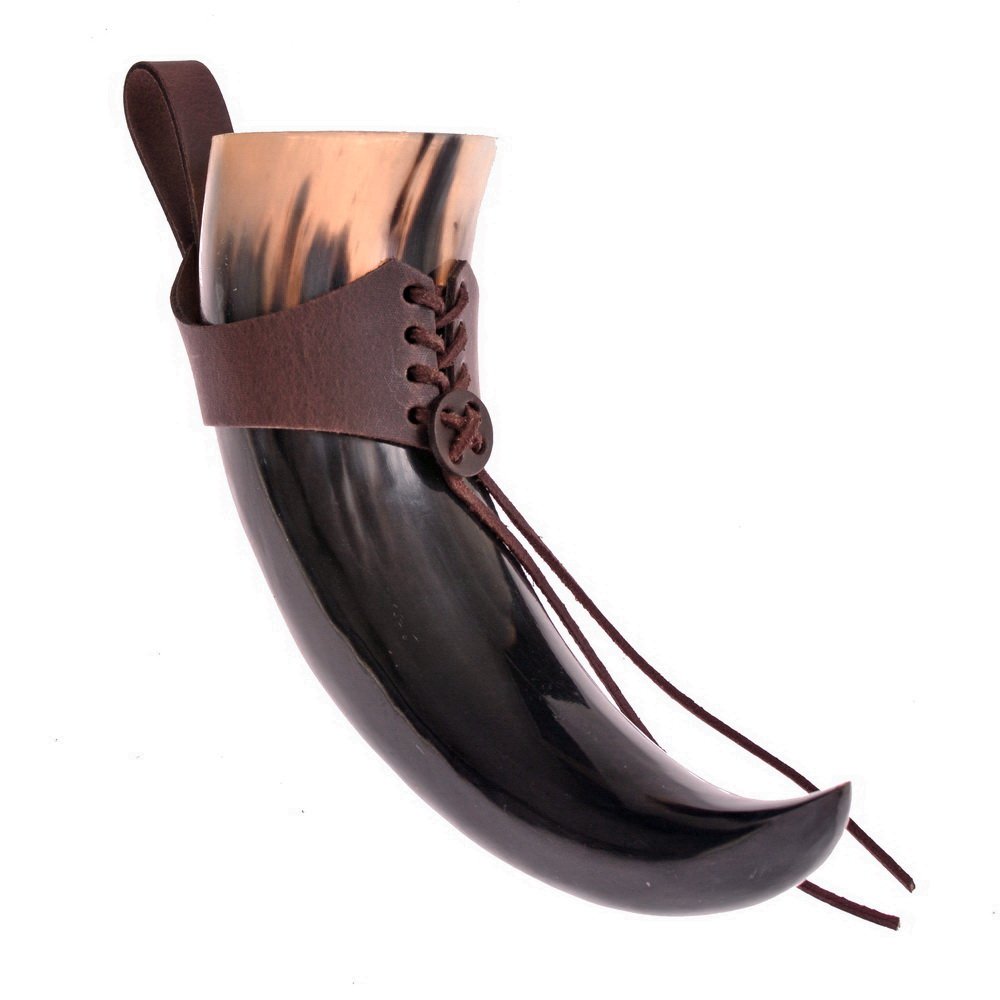 Trinkhorn mit geschnürtem Halter