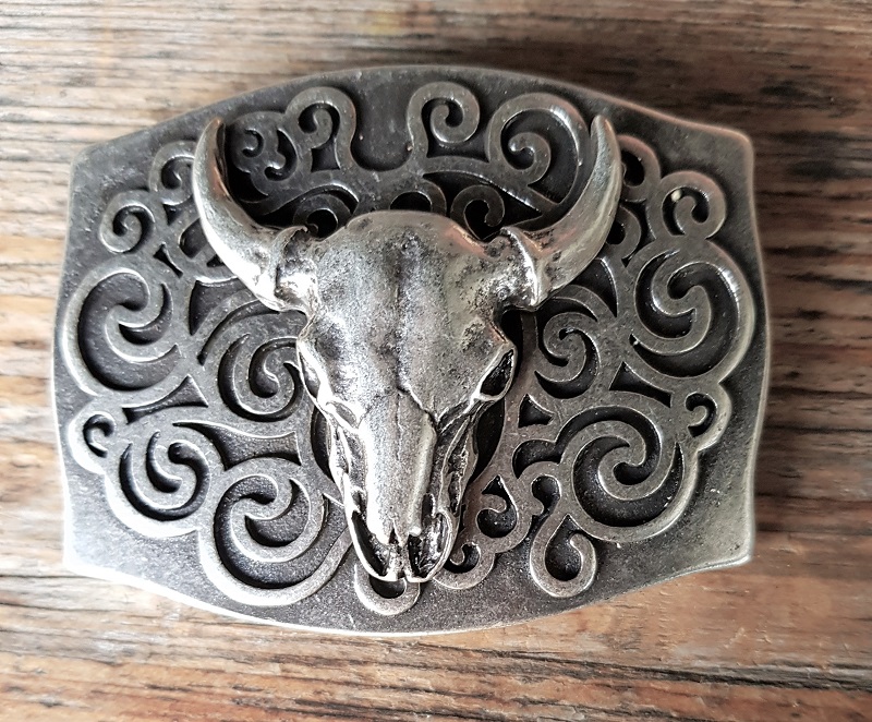 Silver-Kid, 4cm, rustikale, silberne Stierkopf-Schildschließe, Schnalle