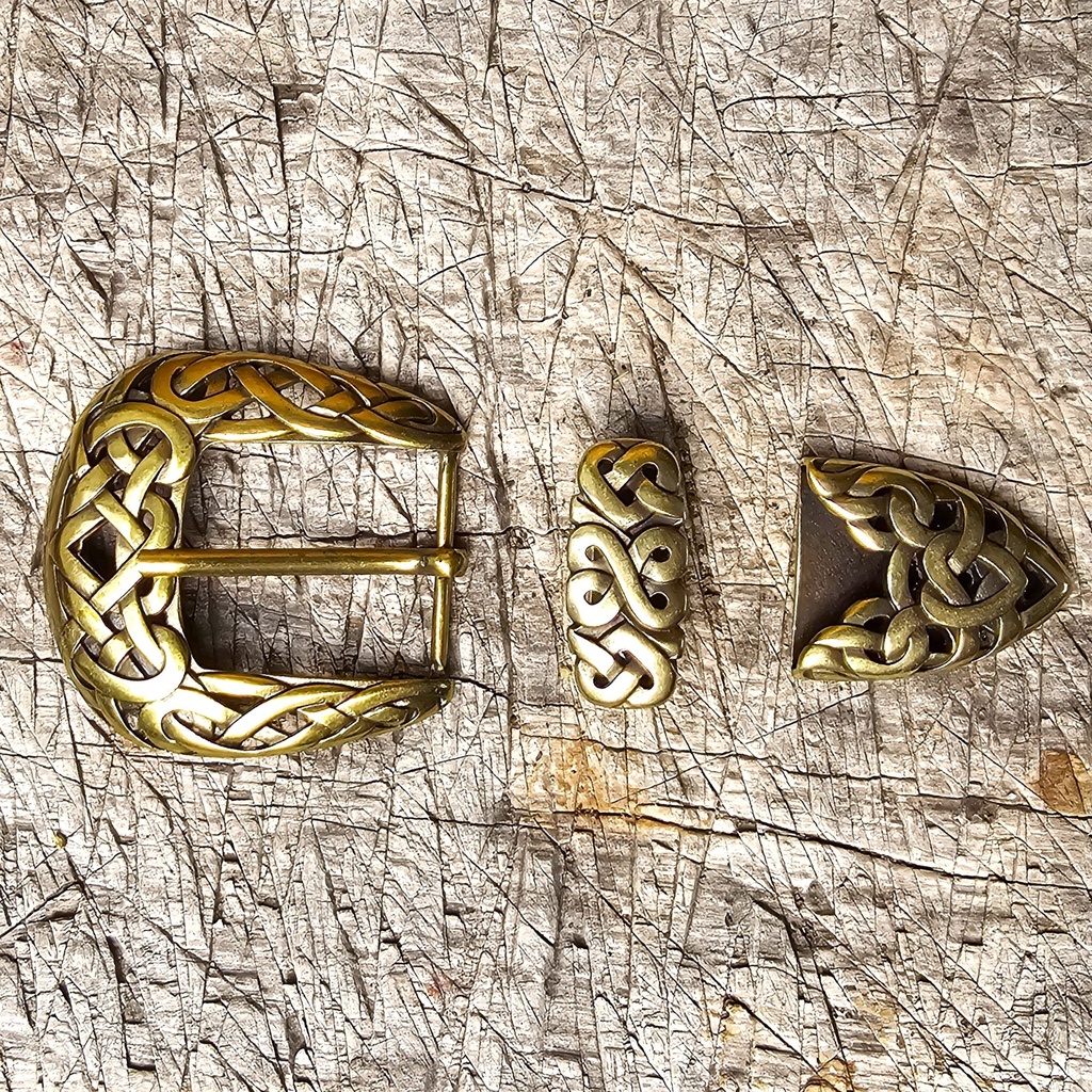 Schließen-Set CELTIC KNIGHT, messingfarben, für 4cm Riemen