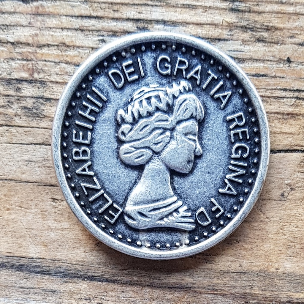 Elisabeth-Münze, silberne Zierniete