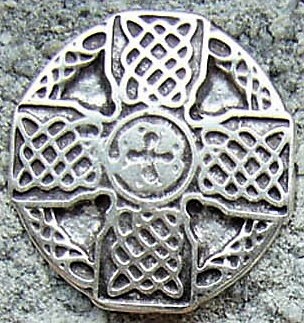 [32787] keltisches Flechtkreuz, silberfarbener Beschlag