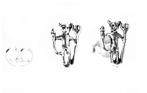 [ost31] Ohrstecker Devil Teufel aus 925 Silber – Mini Ohrschmuck mit Hörnern 9 mm