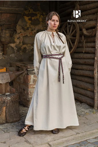 Rus-Unterkleid "Lilia" in Natur – Elegantes Untergewand inspiriert von der Kiewer Rus