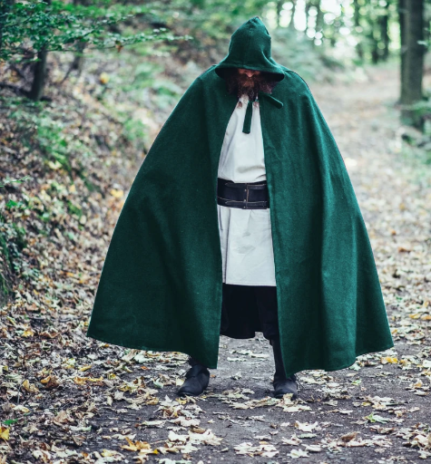 [6009g] Wollumhang mit langer Kapuze "Hervir" in Grün – Authentisches Accessoire für Mittelalter und LARP